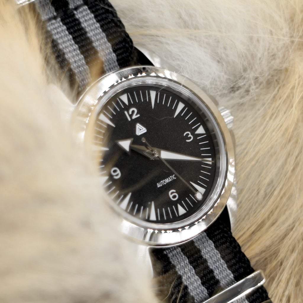 SEIKO 5 SNKK87 Nautical Explorer Mod #XXX458 - - - - Lucius Atelier - Swiss Quality Seiko Watch Mod Parts
