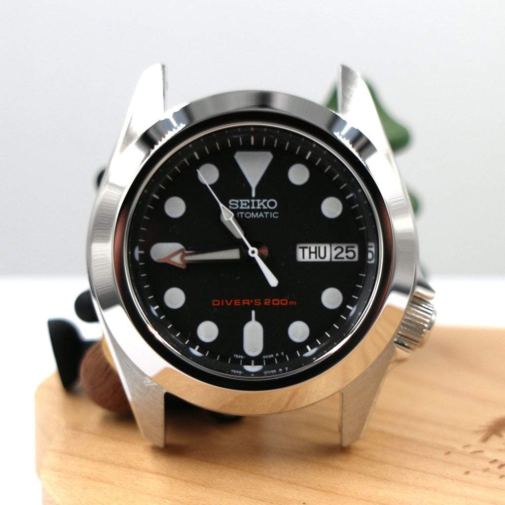 SKX013 The Pilot Bezel - Silver Mirror Polished - - - - Lucius Atelier - Swiss Quality Seiko Watch Mod Parts