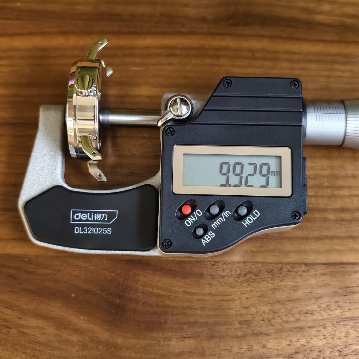 Bauhaus Watch Case - 33mm [ULTRA THIN EDITION] - Solid - - - Lucius Atelier - Swiss Quality Seiko Watch Mod Parts