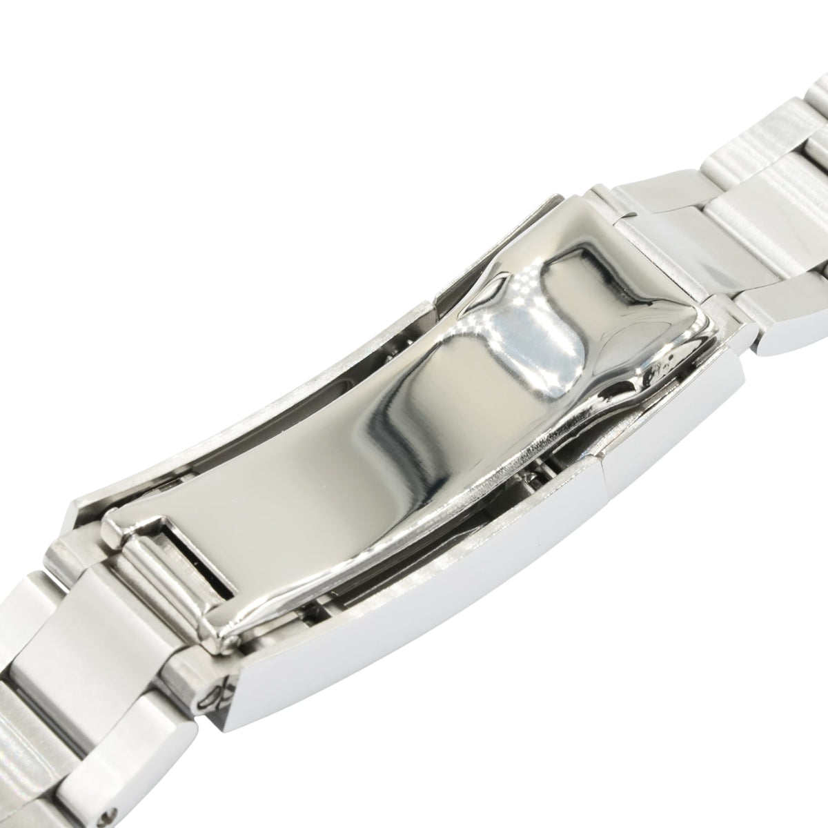 Oyster 20/16mm Brushed — three-link 316L steel bracelet with solid end-links and on-the-fly clasp — Lucius Atelier