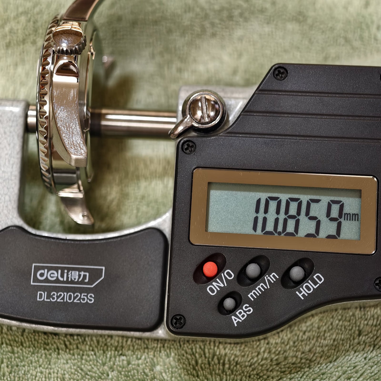 SKX013 Diver 38 Black Ultra Thin Edition — vernier caliper measurement showing 10.856mm case thickness