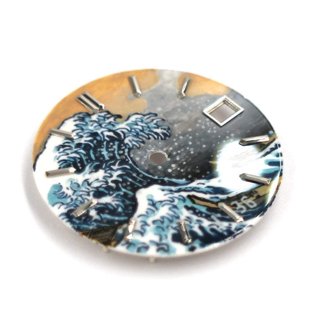 [Hand Painted] The Great Wave off Kanagawa Dial (Date) - 1/36 - - - Lucius Atelier - Swiss Quality Seiko Watch Mod Parts