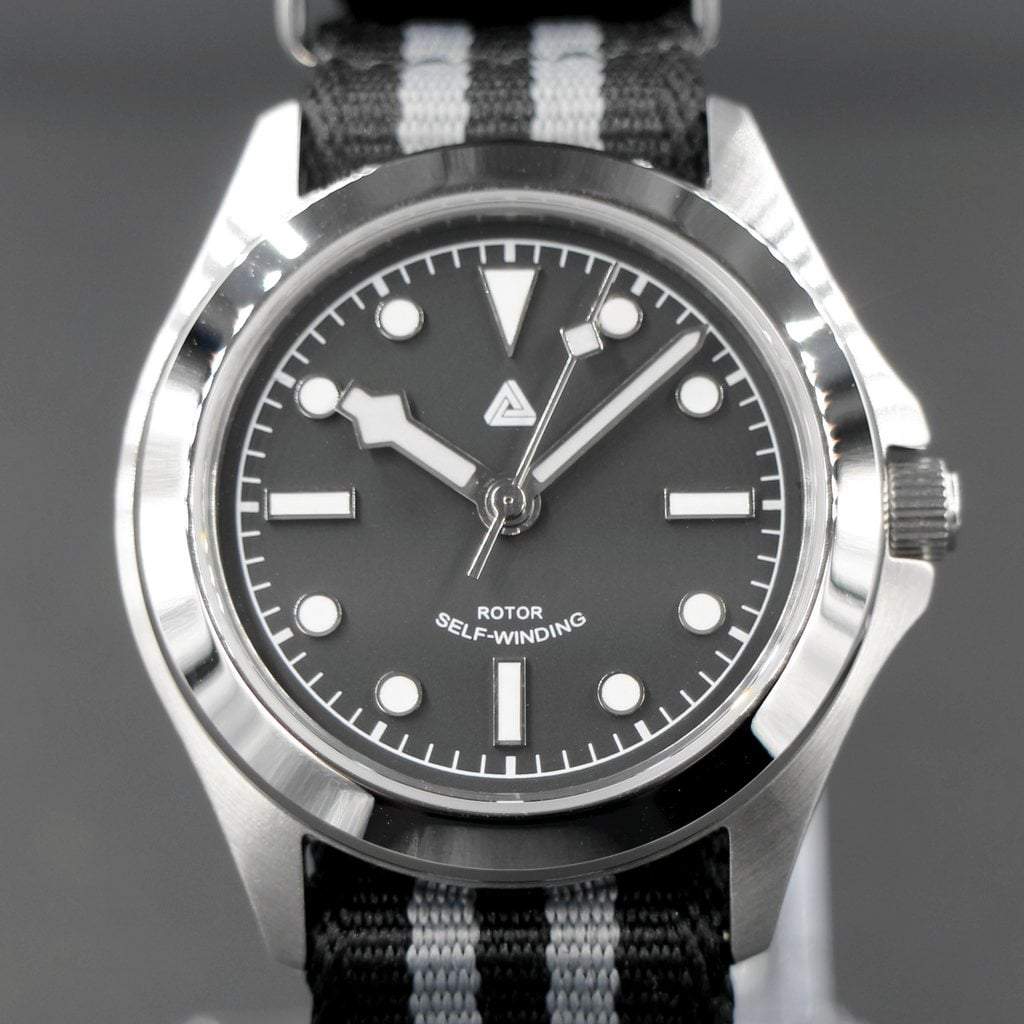 SEIKO 5 SNKK87 Deep Diver Mod #XXX327 - - - - Lucius Atelier - Swiss Quality Seiko Watch Mod Parts