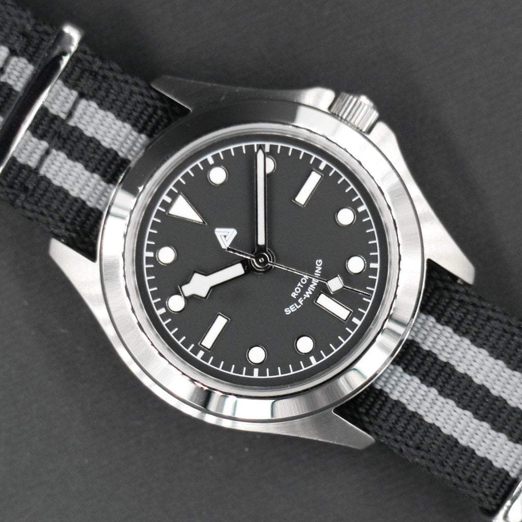 SEIKO 5 SNKK87 Deep Diver Mod #XXX327 - - - - Lucius Atelier - Swiss Quality Seiko Watch Mod Parts