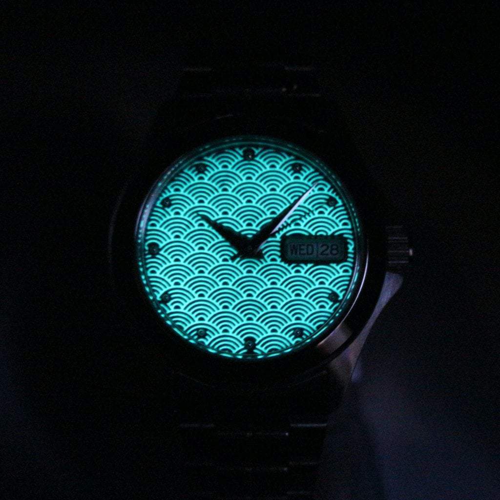 SEIKO 5 SNKK87 Seigaiha Mod #XXX262 - - - - Lucius Atelier - Swiss Quality Seiko Watch Mod Parts