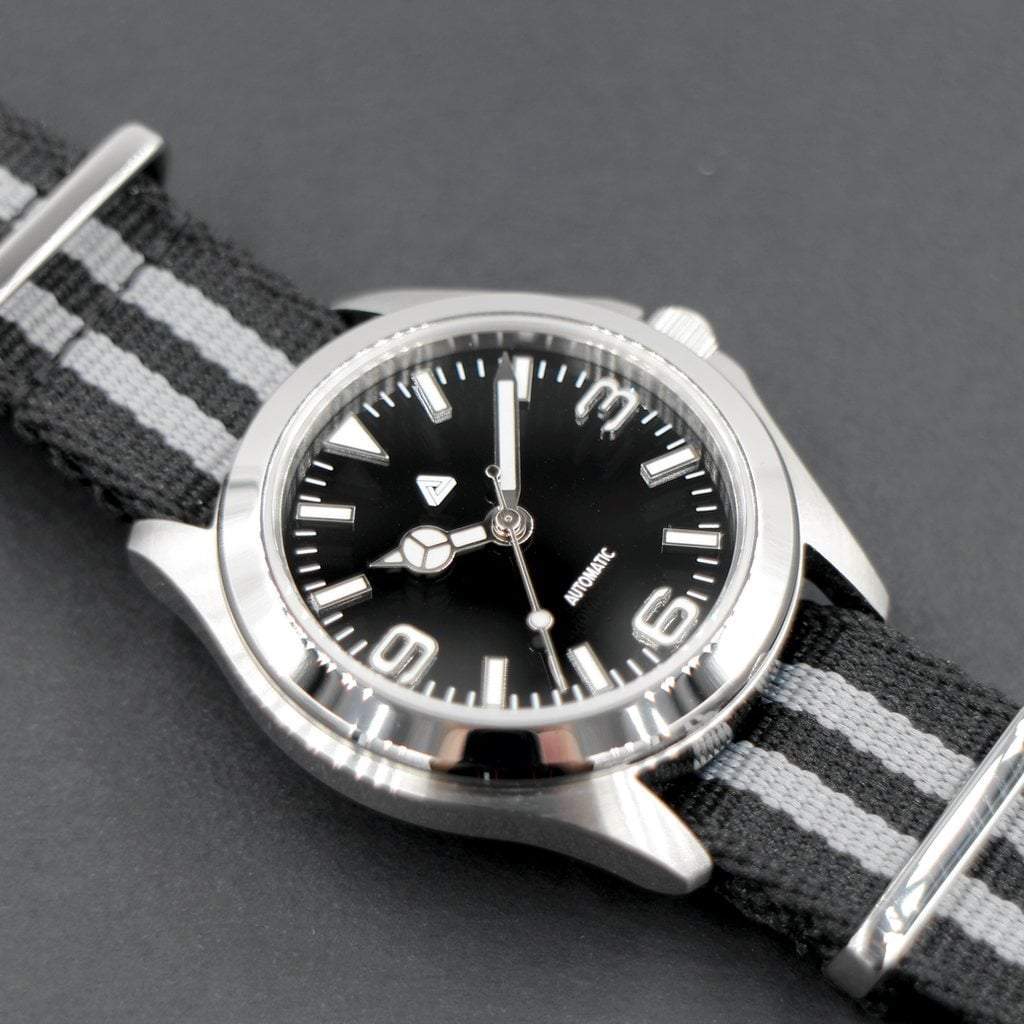 SEIKO 5 SNKK87 Terra Explorer Mod #XXX179 - - - - Lucius Atelier - Swiss Quality Seiko Watch Mod Parts