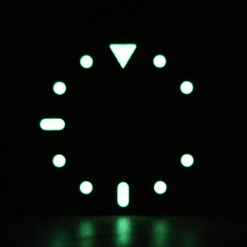 SEIKO SKX007 Diver Dial - 4 o&#39;clock - - - Lucius Atelier - Swiss Quality Seiko Watch Mod Parts