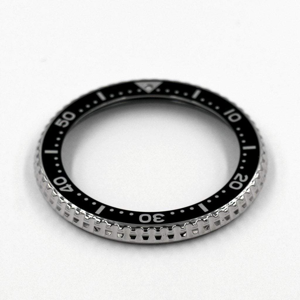 SKX007 Original Bezel & Insert - Black - - - - Lucius Atelier - Swiss Quality Seiko Watch Mod Parts