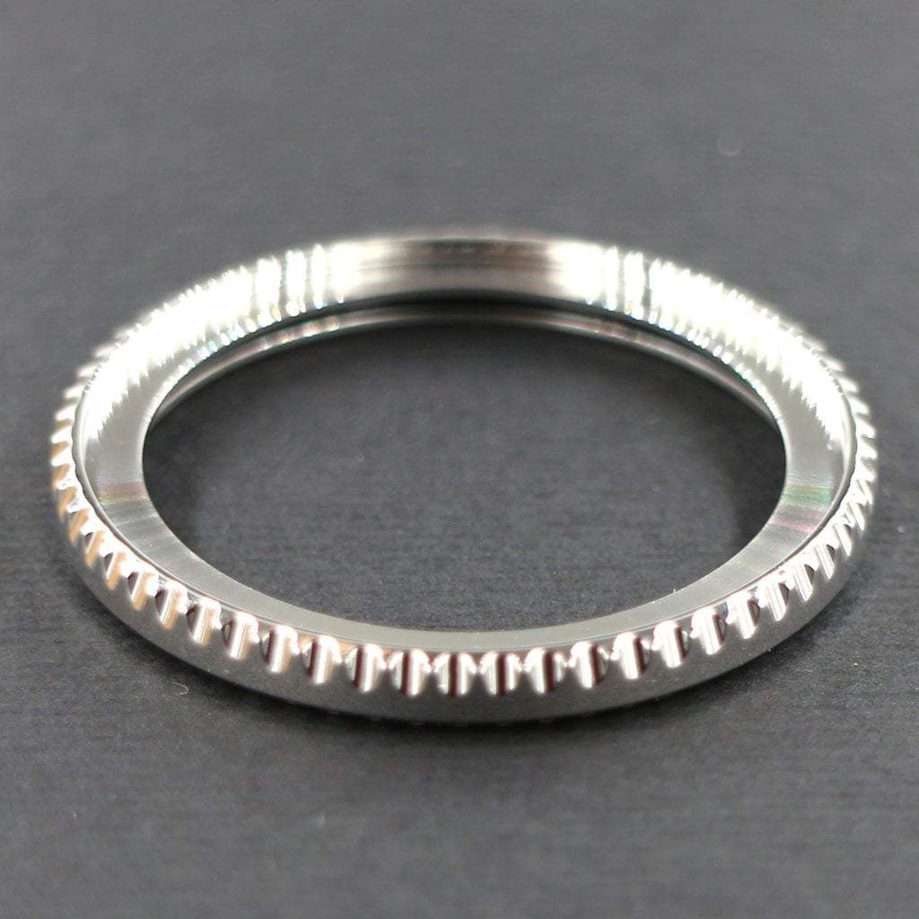 SKX007 The Submariner Bezel - Silver Mirror Polished - - - - Lucius Atelier - Swiss Quality Seiko Watch Mod Parts