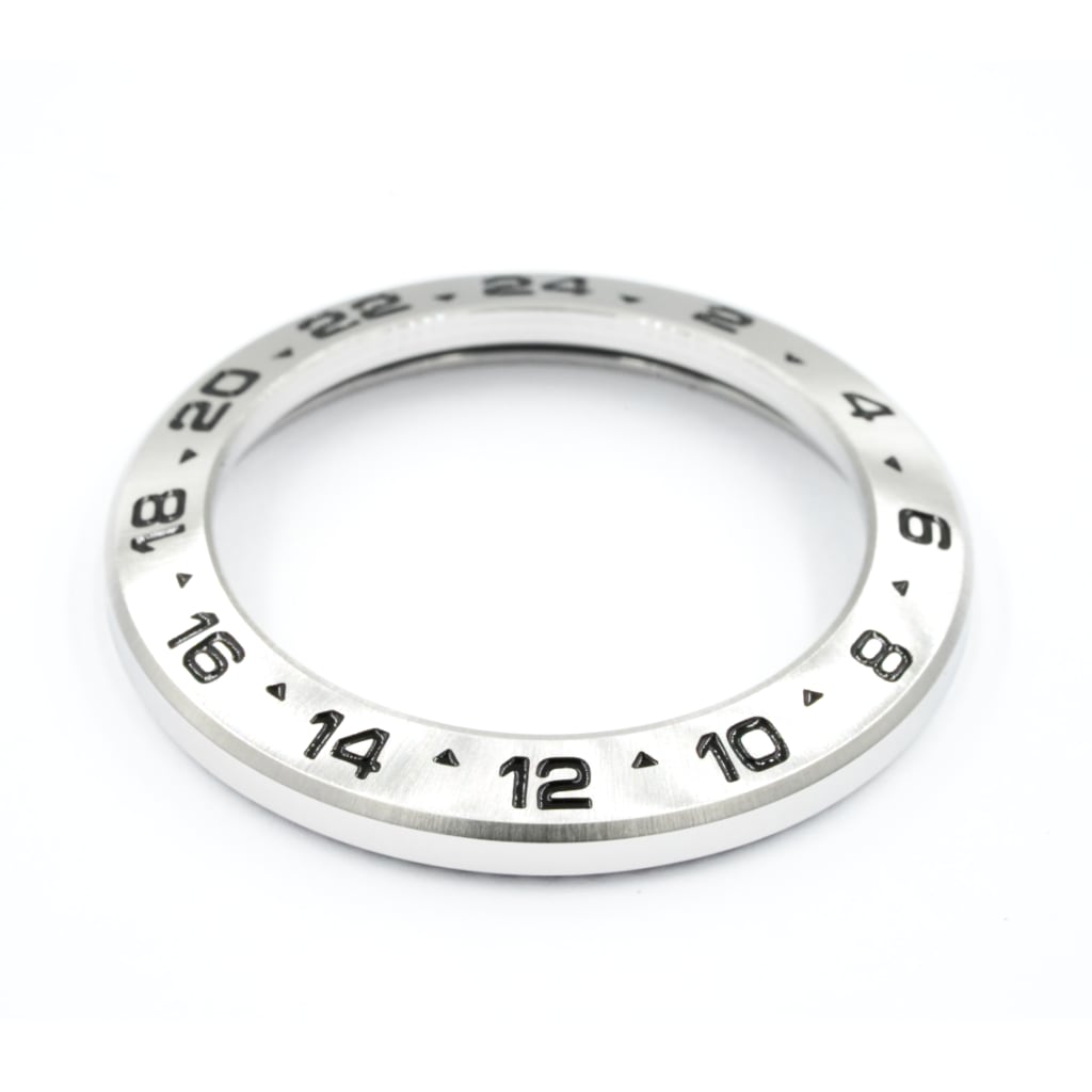 SKX013 24H GMT Bezel - Brushed Silver - Black Markers - - - - Lucius Atelier - Swiss Quality Seiko Watch Mod Parts
