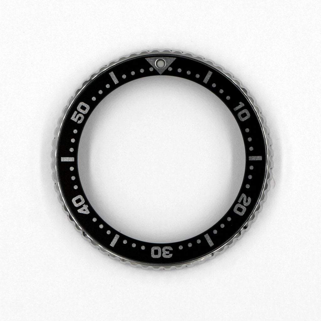 SKX013 Original Bezel & Insert - Black - - - - Lucius Atelier - Swiss Quality Seiko Watch Mod Parts