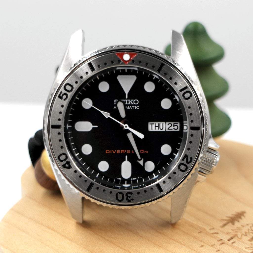 SKX013 Steel Bezel Insert (Flat) - BGW9 - Red SKX - - - - Lucius Atelier - Swiss Quality Seiko Watch Mod Parts