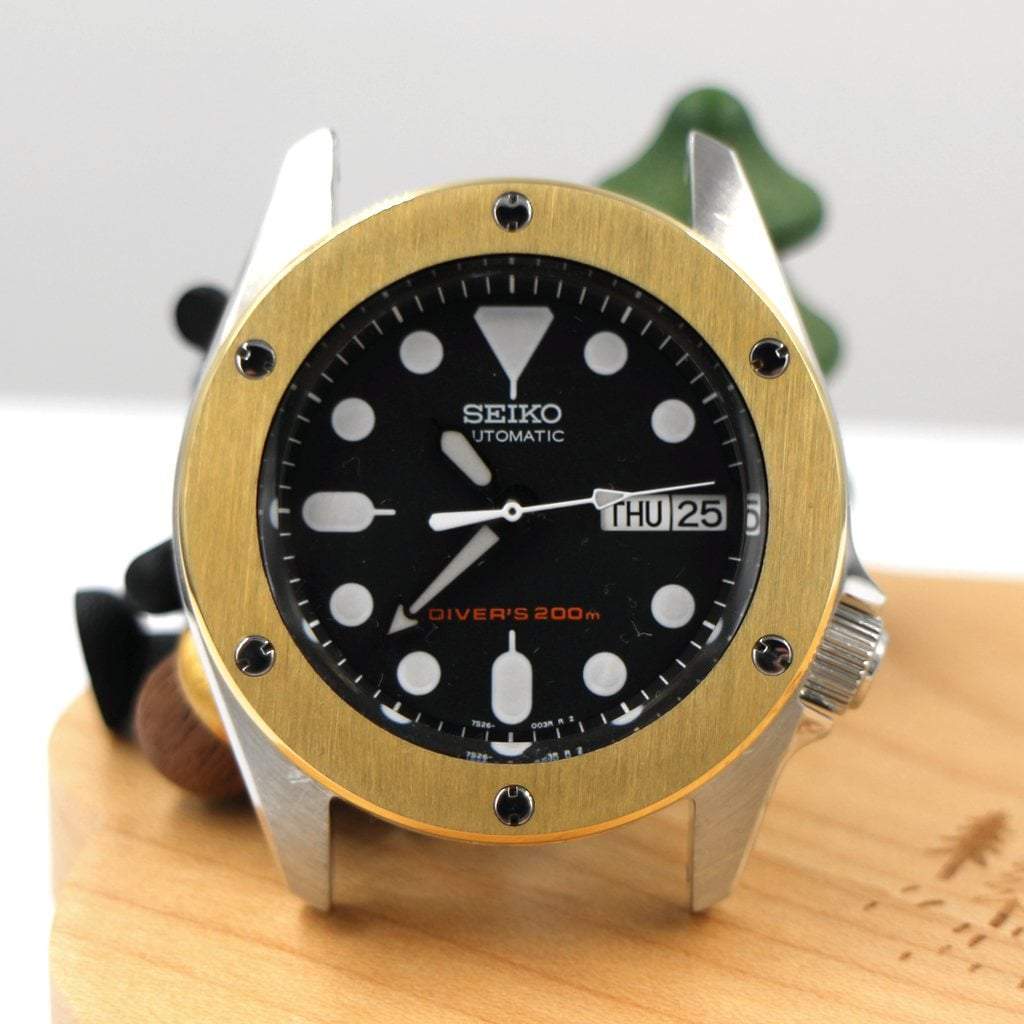 SKX013 The Big Bang Bezel - Gold - - - - Lucius Atelier - Swiss Quality Seiko Watch Mod Parts