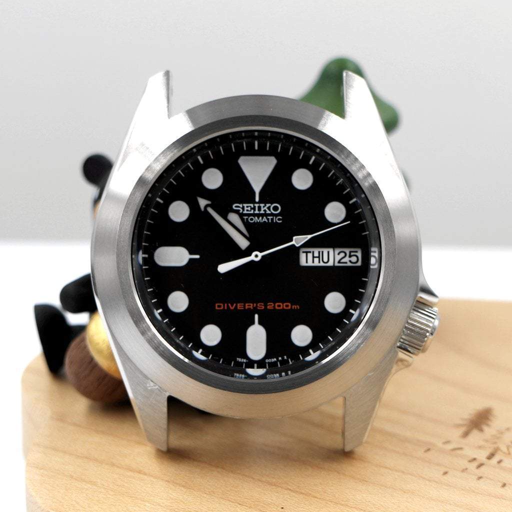 SKX013 The Pilot Bezel - Silver Brushed - - - - Lucius Atelier - Swiss Quality Seiko Watch Mod Parts