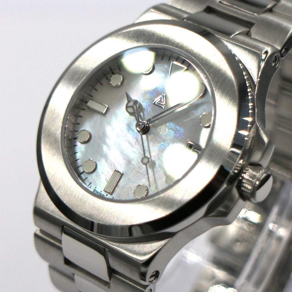 Seikonaut Watch Case - 40mm - - - - Lucius Atelier - Swiss Quality Seiko Watch Mod Parts